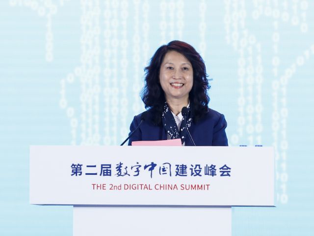 0227_193508_466.jpg 240-4.jpg